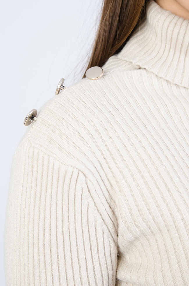 BEŻOWY PRĄŻKOWANY SWETER Z GOLFEM 