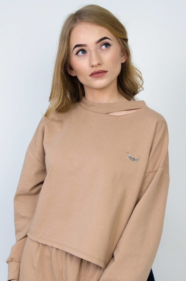 JASNO-BRĄZOWY BAWEŁNIANY KOMPLET DRESOWY Z PRZYPINKĄ