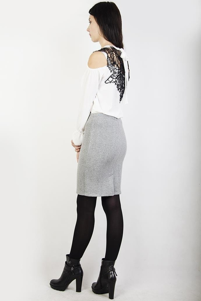Ołówkowa szara spódnica w jodełkę