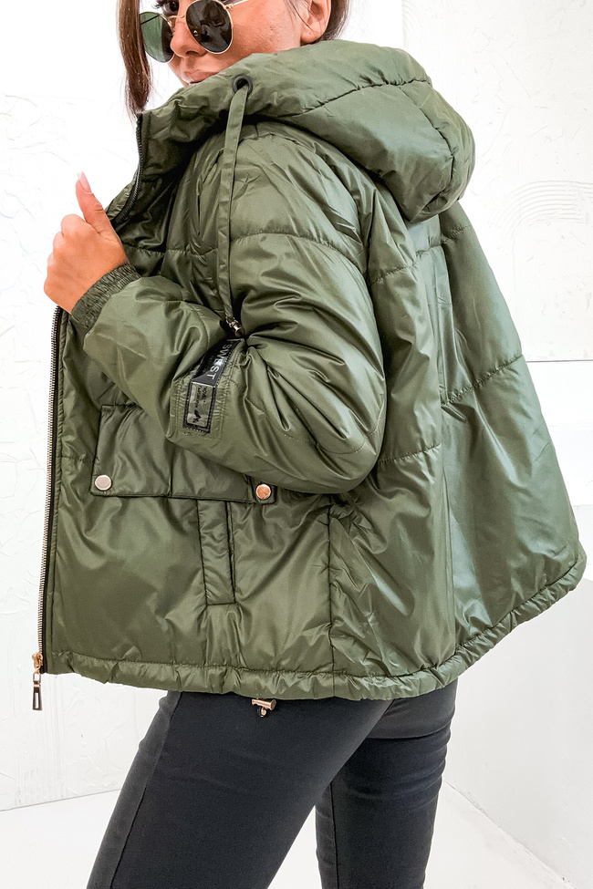 KURTKA ASYMETRYCZNA ZE ZŁOTYMI ELEMENTAMI- ZIELONA