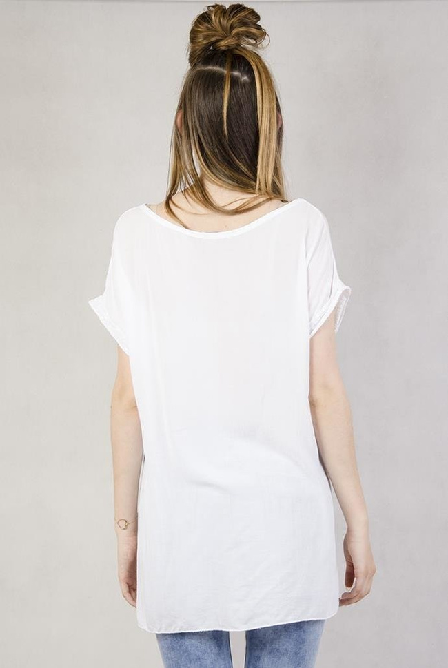 Biała bluzka ze srebrnym nadrukiem