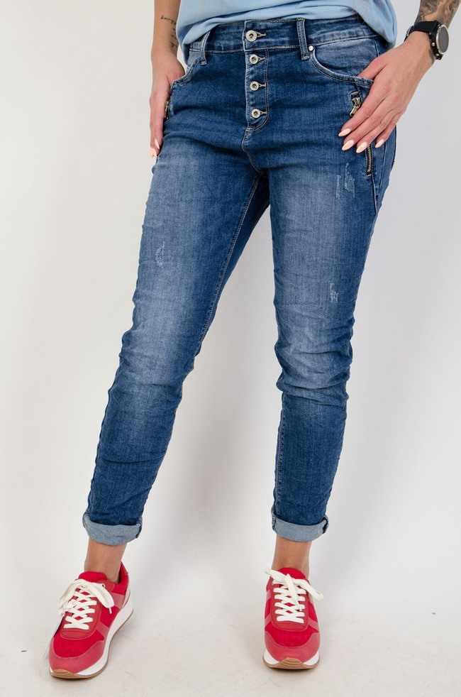 Jeansowe joggery zapinane na guziki