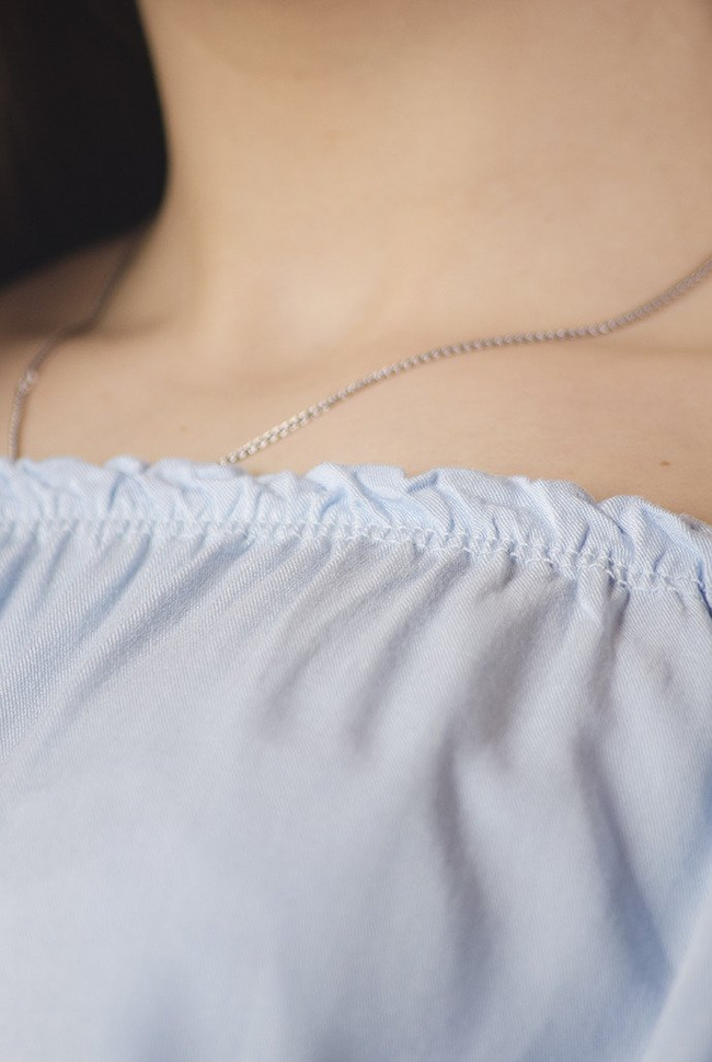 Bluzka hiszpanka niebieska