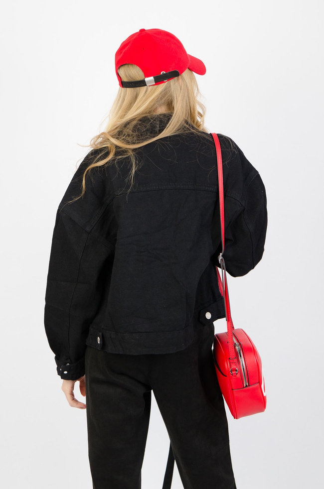 CZARNA  KURTKA Z KIESZENIAMI 