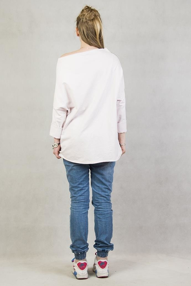 Różowa bluzka z trzema gwiazdkami