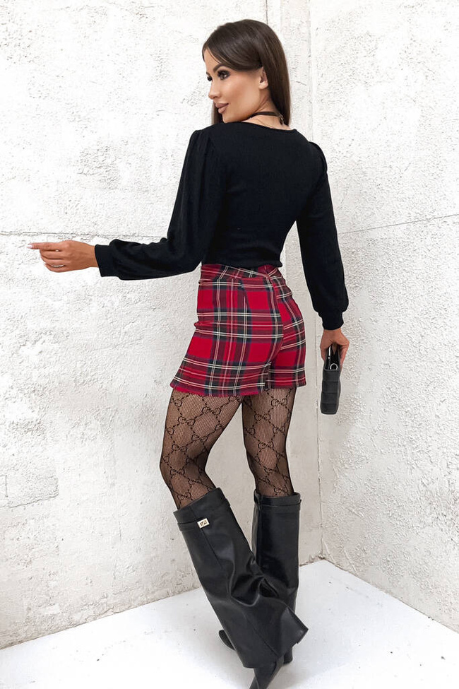 CZERWONE SPÓDNICO SPODENKI W KRATĘ Z WYSOKIM STANEM