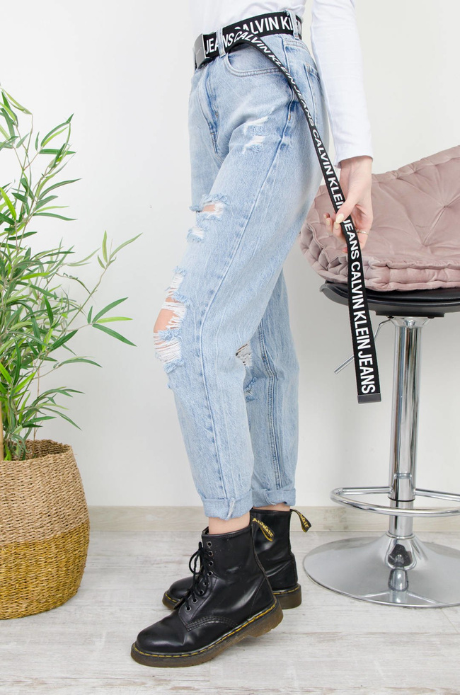 SPODNIE JEANSOWE MOM FIT Z DZIURAMI