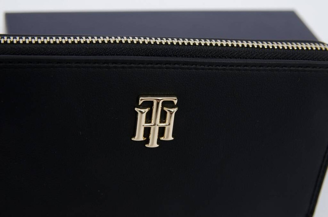 PORTFEL TOMMY HILFIGER PTH1601