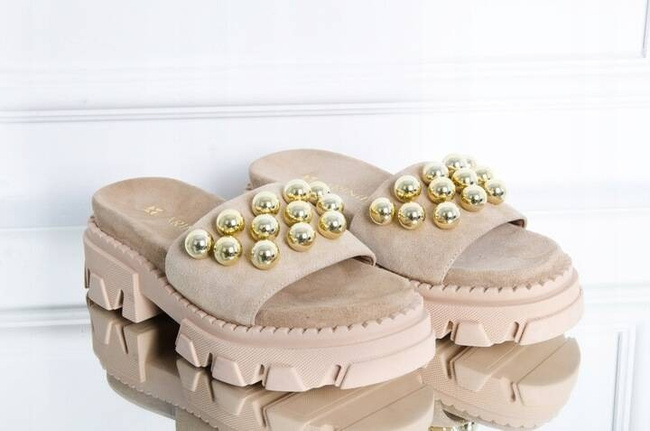 KLAPKI NA PLATFORMIE CARINII CAA2130