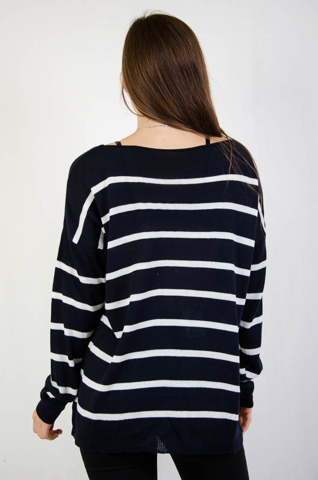 Granatowy luźny sweter w paski z kieszonką 