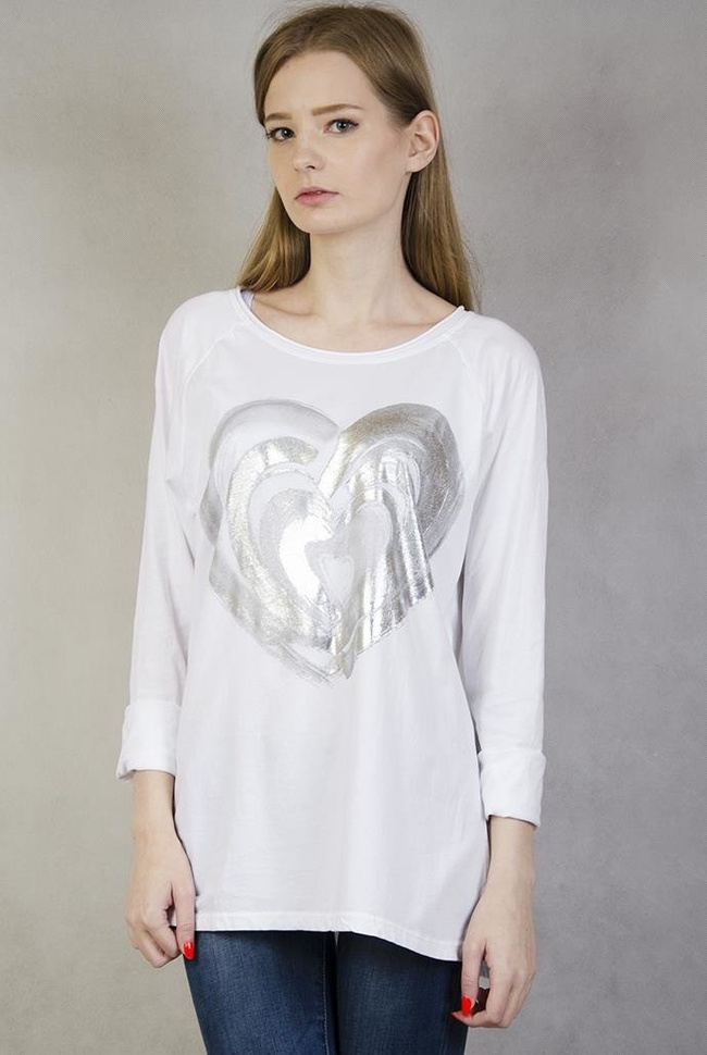 Biała bluzka ze srebrnym sercem