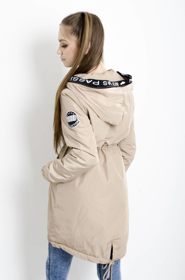 KURTKA PARKA Z KAPTUREM W KOLORZE BEŻOWYM