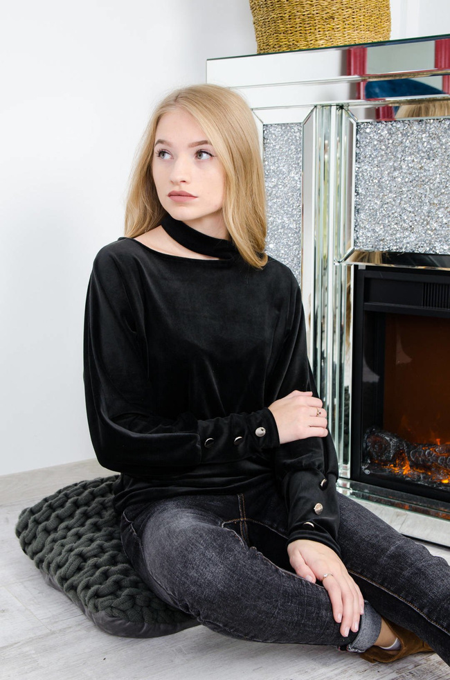 CZARNA WELUROWA BLUZA ZE ZŁOTYMI GUZIKAMI