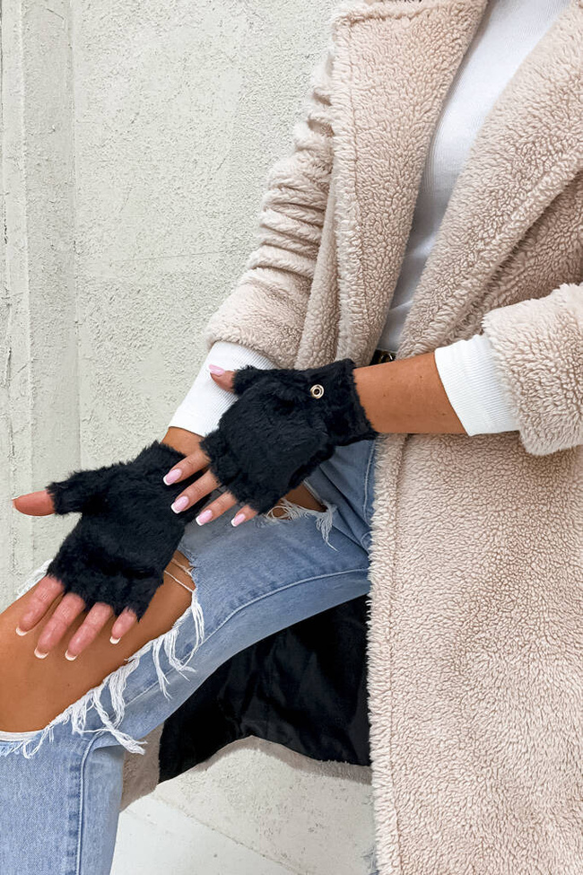 RĘKAWICZKI PIĘCIOPLACZASTE Z KLAPKA- CZARNE