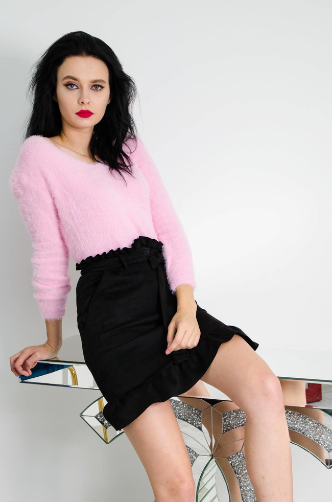 CZARNA ZAMSZOWA SPÓDNICA Z FALBANĄ