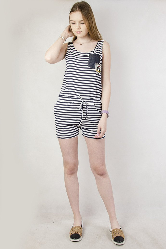 Kombinezon w biało-granatowe paski z naszywką