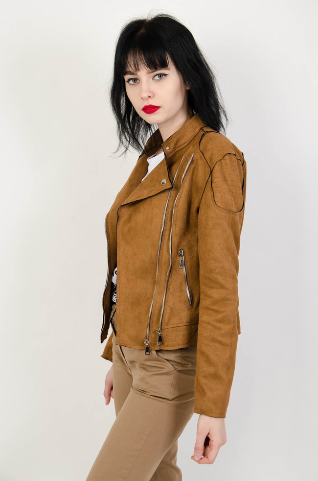 Brązowa zamszowa kurtka ramoneska