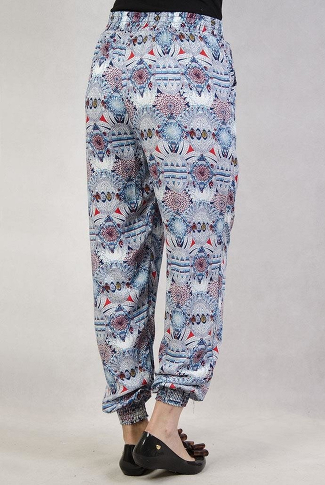 Spodnie alladynki we wzory niebieskie