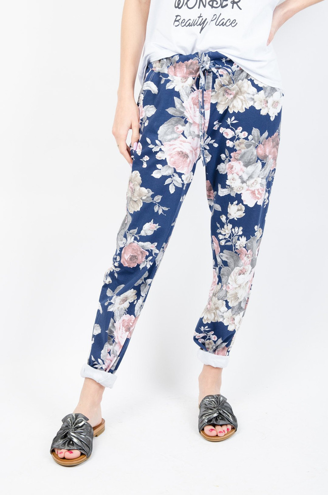 GRANATOWE SPODNIE DRESOWE W KWIATY