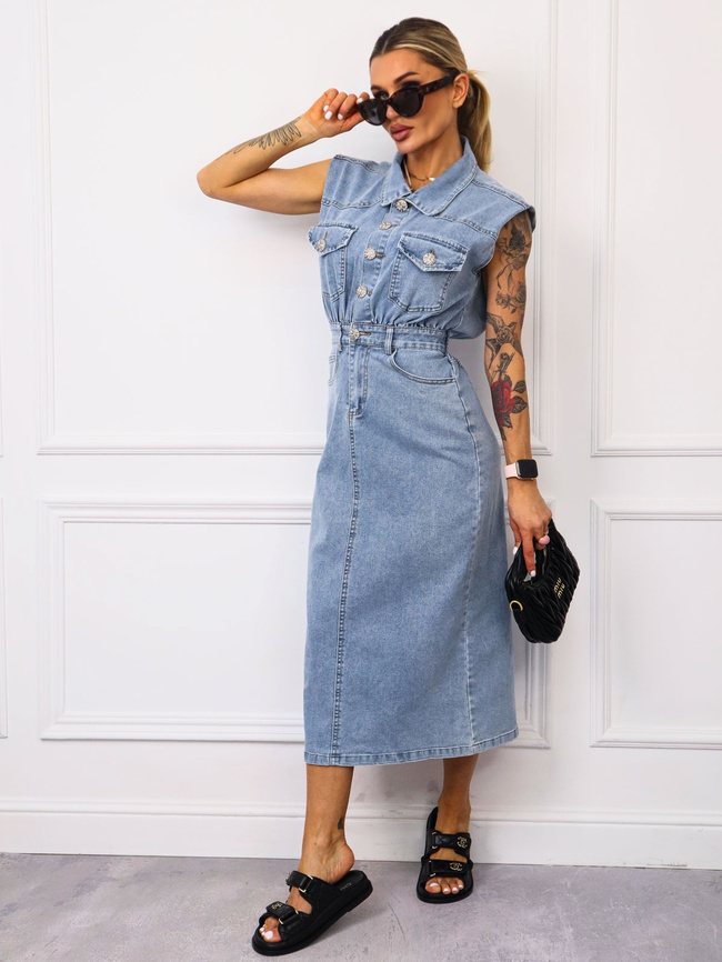 SUKIENKA JEANSOWA MIDI Z KIESZENIAMI