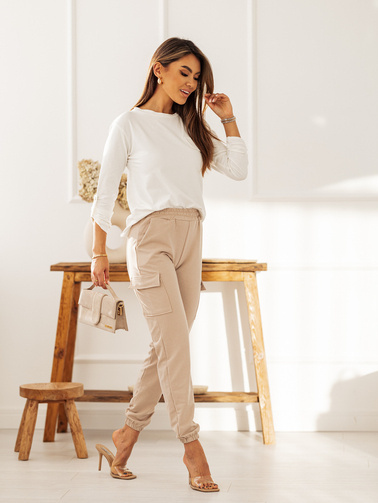 KOMPLET BLUZKA Z OZDOBNĄ KIESZONKĄ+ SPODNIE BOJÓWKI- BEŻOWY