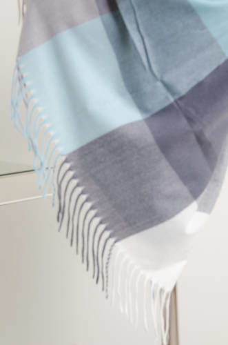 SZAL W KRATĘ Z FRĘDZLAMI- NIEBIESKI