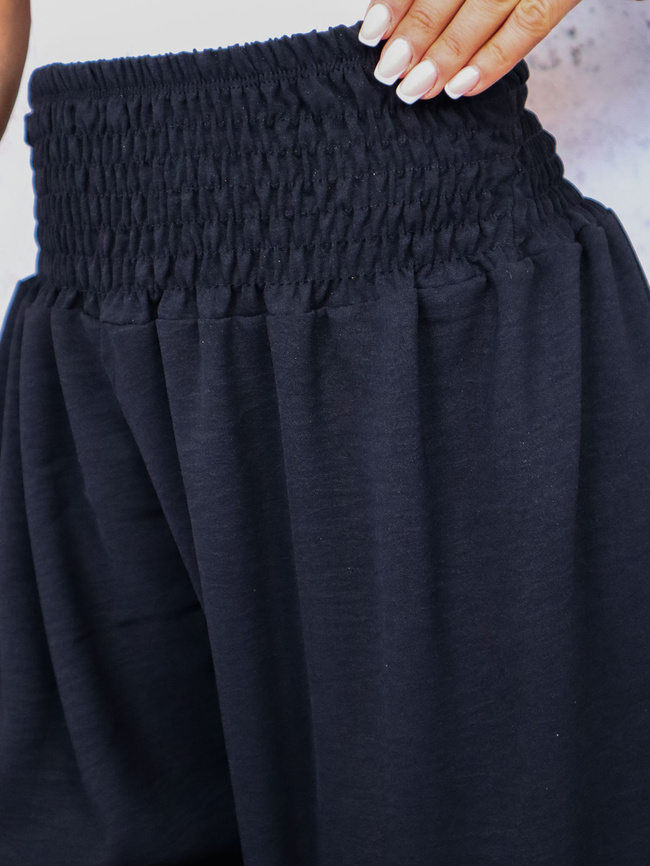 SPODNIE MATERIAŁOWE Z SZEROKIMI NOGAWKAMI I GUMĄ W PASIE- CZARNE