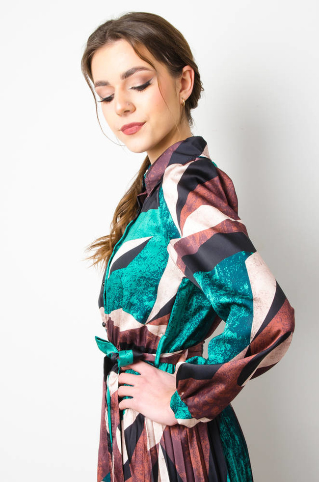 SUKIENKA DŁUGA WE WZORY Z PLISOWANYM DOŁEM- BRĄZOWO-ZIELONA 