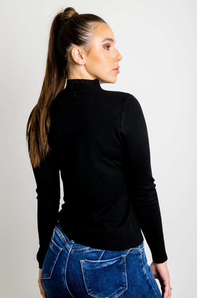 CIENKI CZARNY SWETEREK Z PÓŁGOLFEM