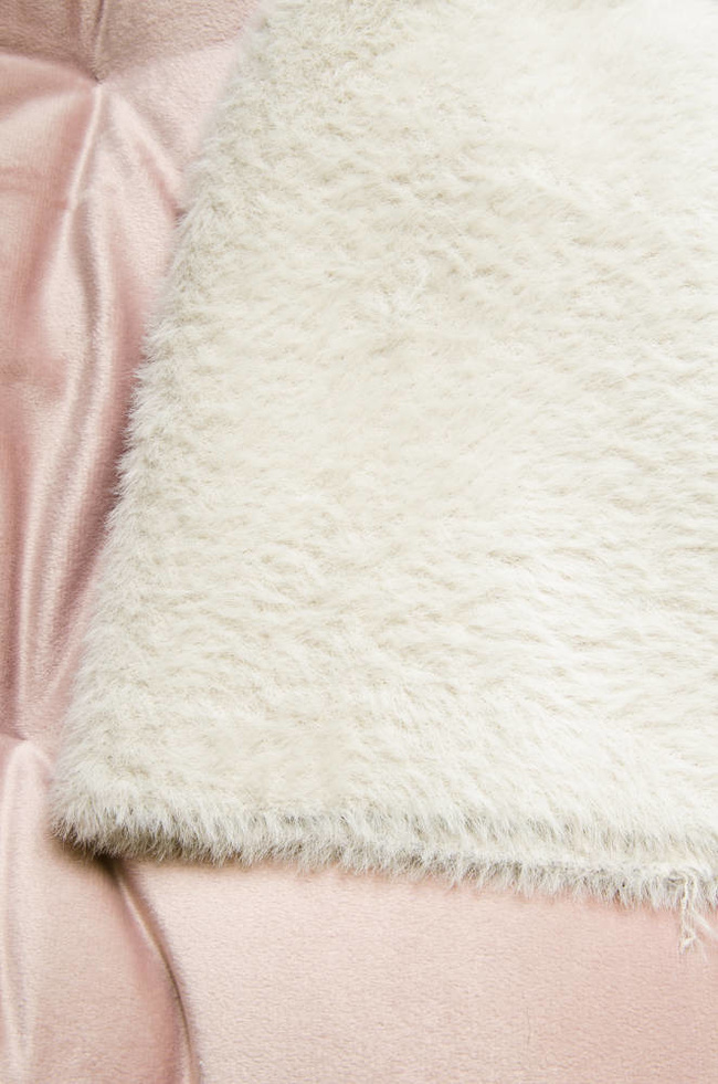 SZARA FUTRZANA CZAPKA 