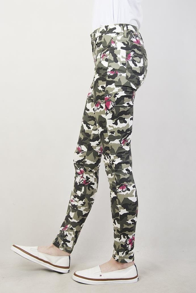 Spodnie moro z motylami