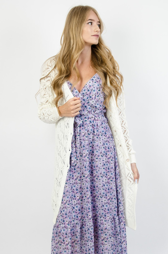 DŁUGI BIAŁY AŻUROWY SWETER ZAPINANY NA GUZIKI