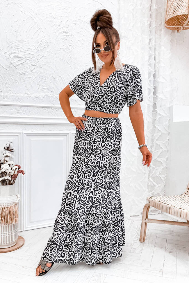 WZORZYSTY KOMPLET SPÓDNICA MAXI+WIĄZANY TOP- CZARNY