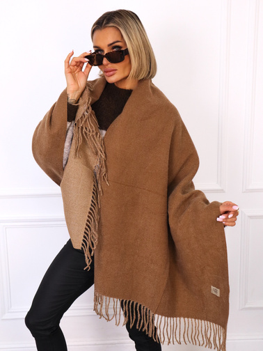 KLASYCZNY SZAL Z FRĘDZLAMI I NASZYWKĄ- BRĄZOWY