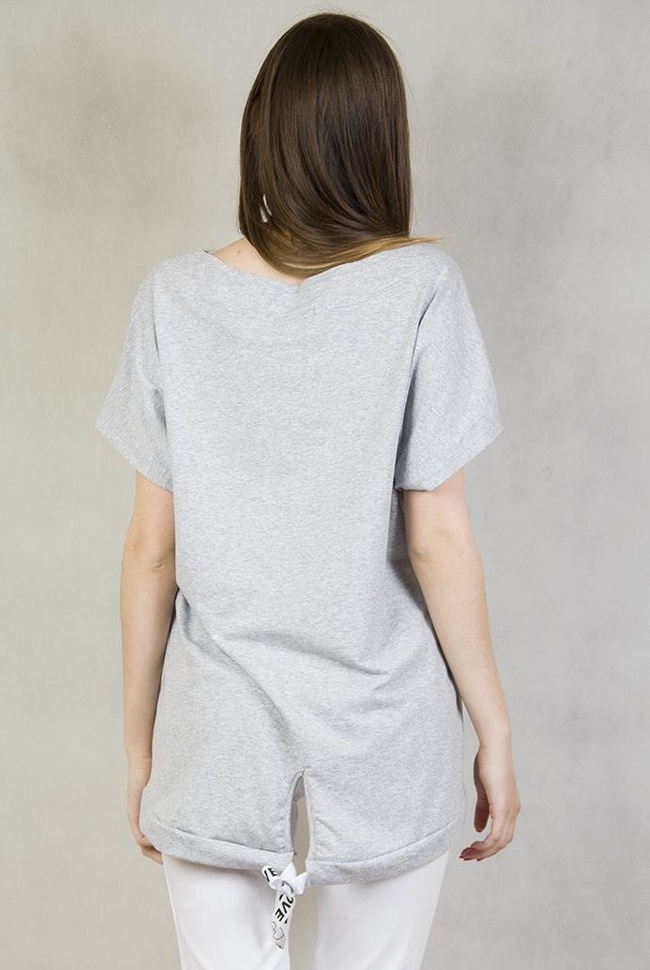 Szara bluzka z sercem