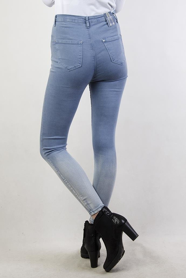 Jasnoniebieskie spodnie skinny jeans, cieniowane