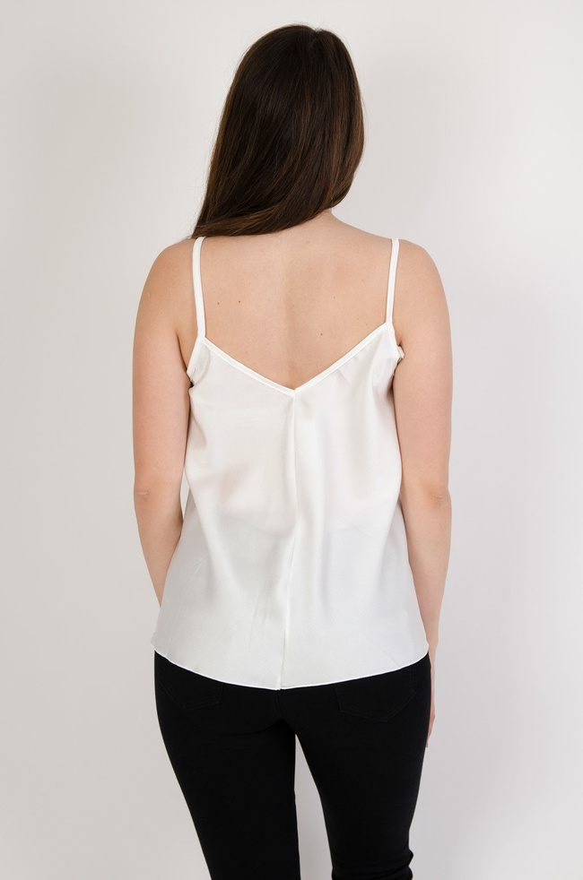 Biała satynowa bluzka na ramiączka z koronką