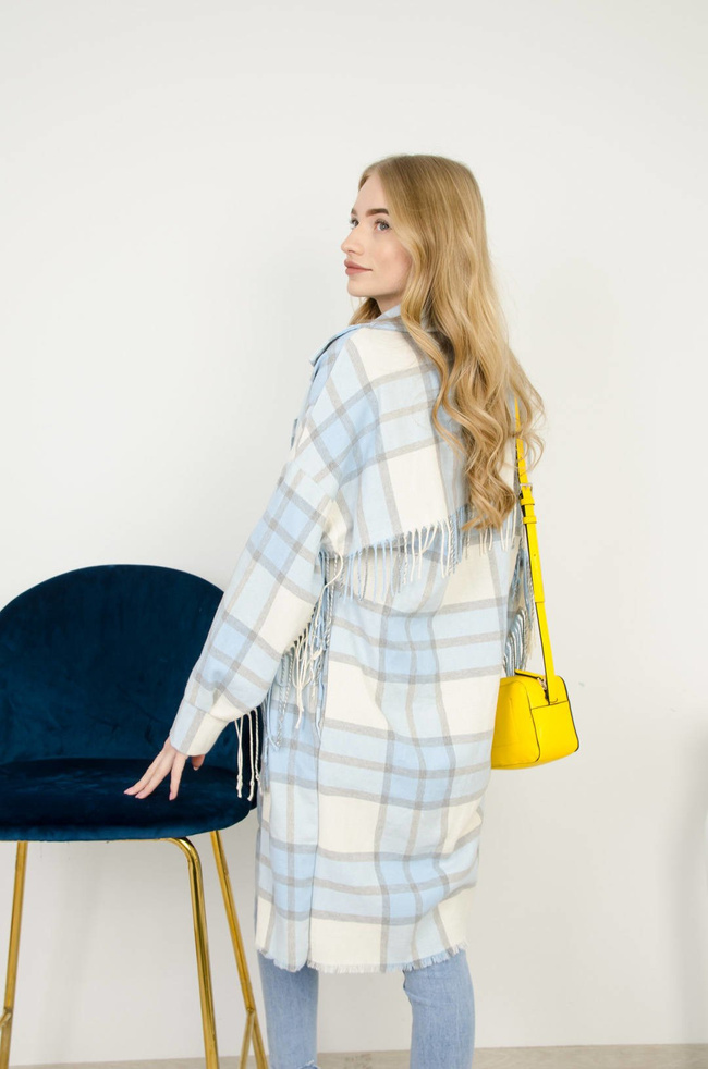 DŁUGA BAWEŁNIANA KOSZULA W KRATĘ Z FRĘDZLAMI BIAŁO-NIEBIESKA