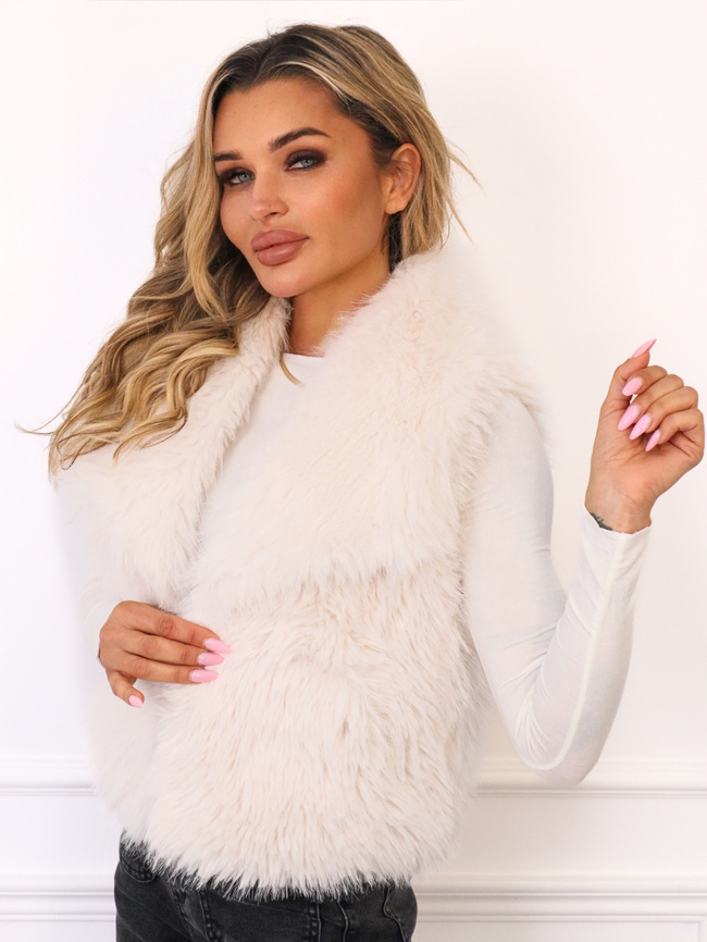 KAMIZELKA FUTRZANA ZAPINANA NA HAFTKI- BIAŁA