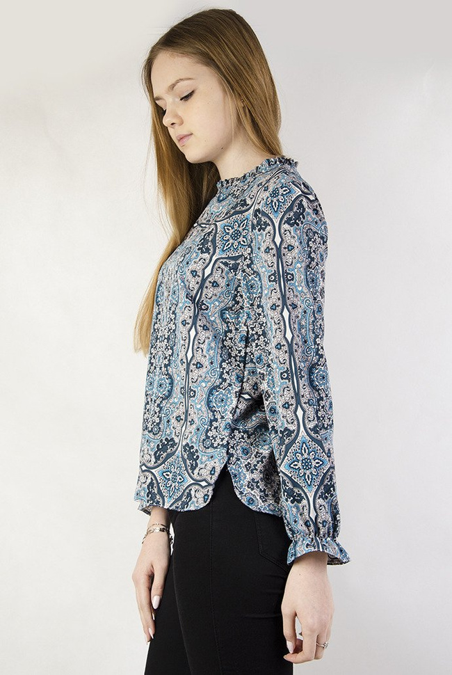 Niebieska bluzka koszulowa w azteckie wzory