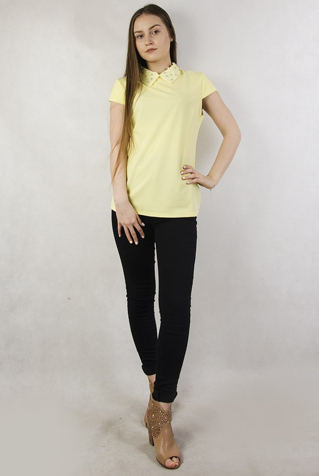 Żółta bluzka z kołnierzem w koraliki 