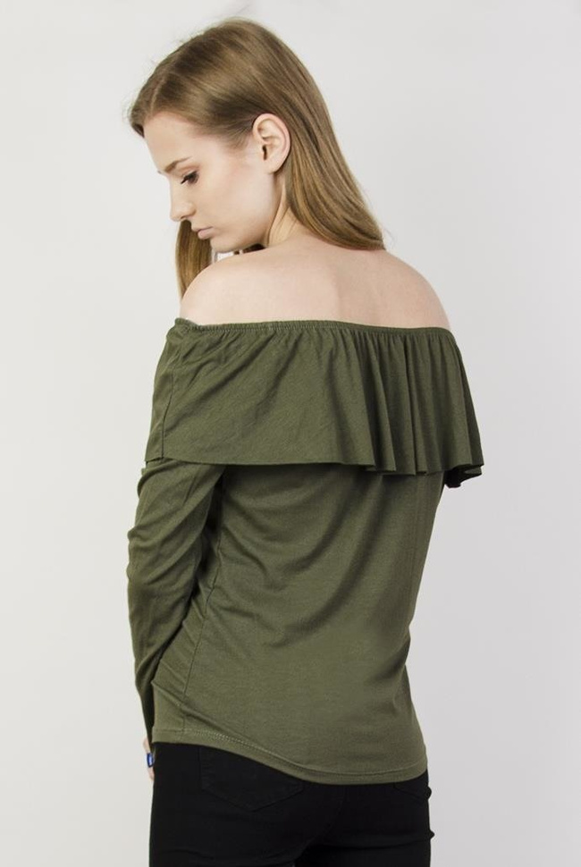 Zielona bluzka z hiszpańskim dekoltem