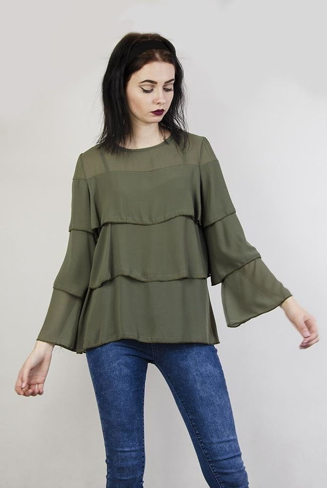 Zielona bluzka z falbanami