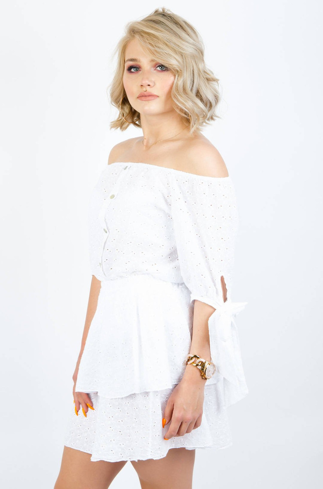 BIAŁA AŻUROWA BLUZKA