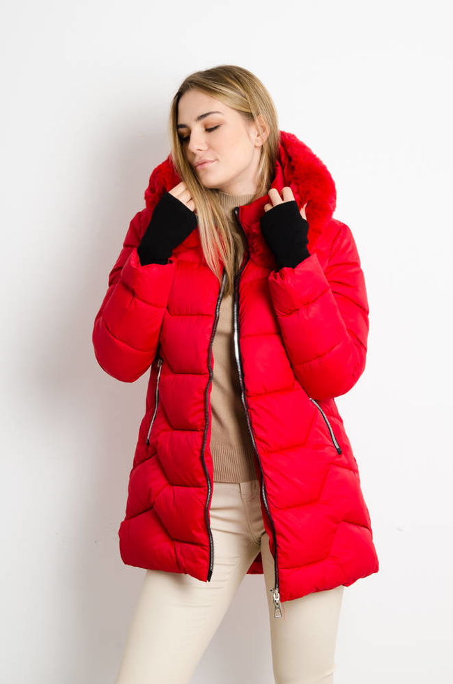 CZERWONA MATOWA KURTKA Z FUTERKIEM PRZY KAPTURZE