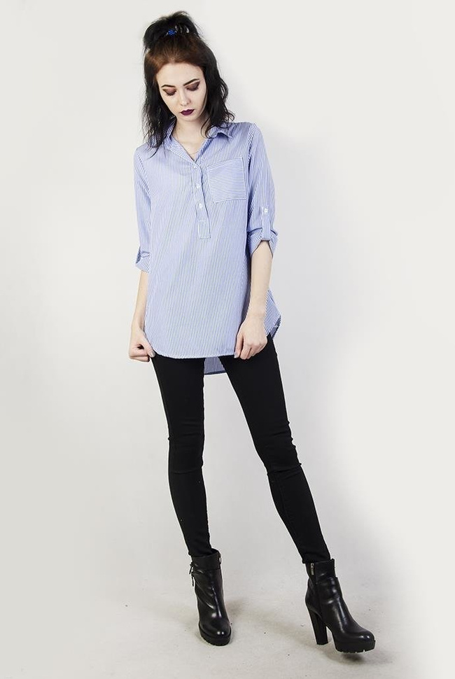 Koszula w biało-niebieskie paski