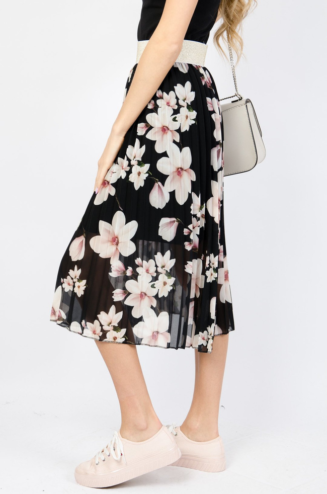 PLISOWANA SPÓDNICA W KWIATY W KOLORZE CZARNYM