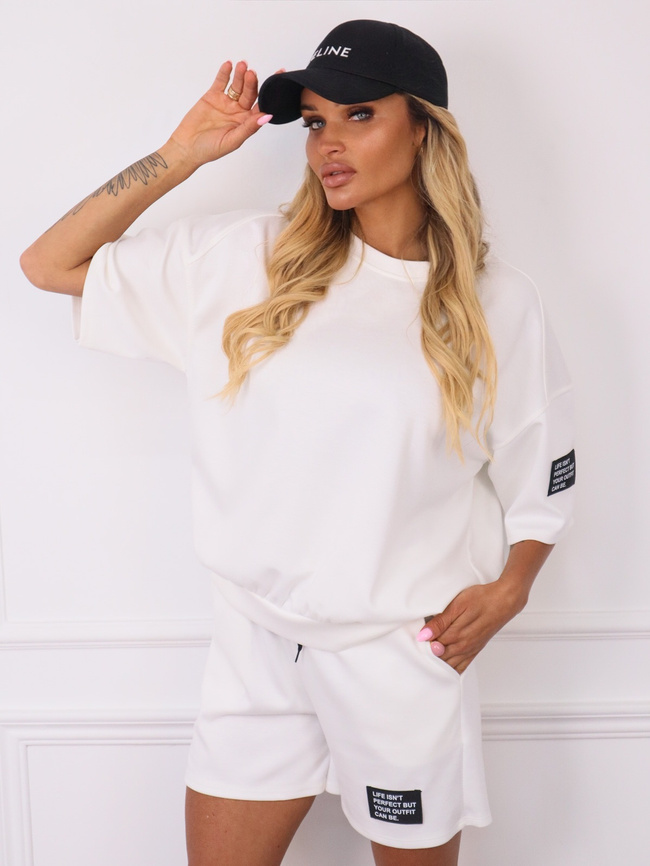 KOMPLET SZORTY+ T-SHIRT Z NASZYWKĄ- BIAŁY