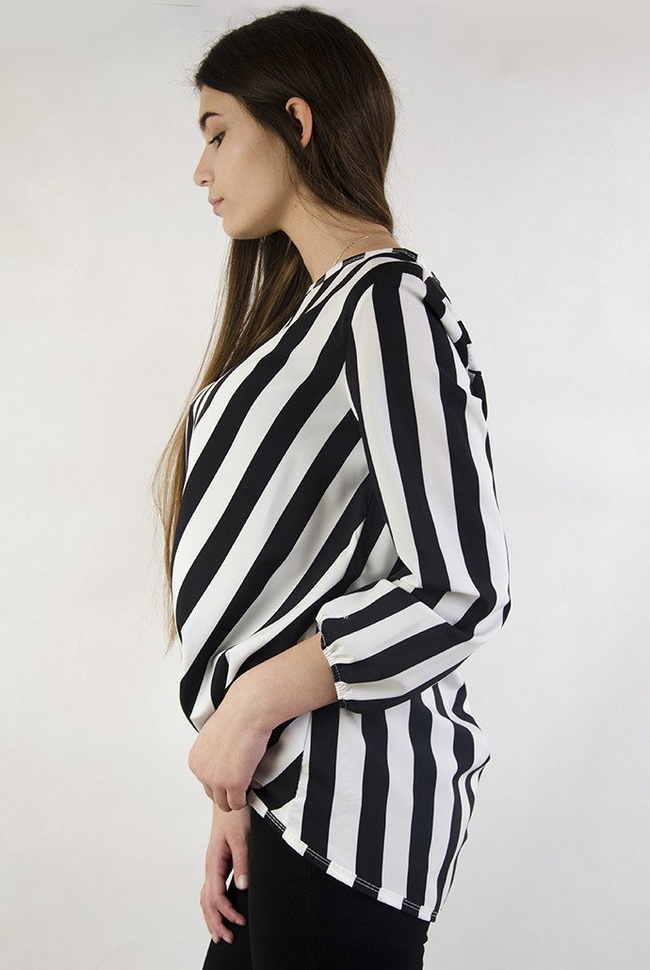 Bluzka w czarno białe pasy z przedłużanym tyłem