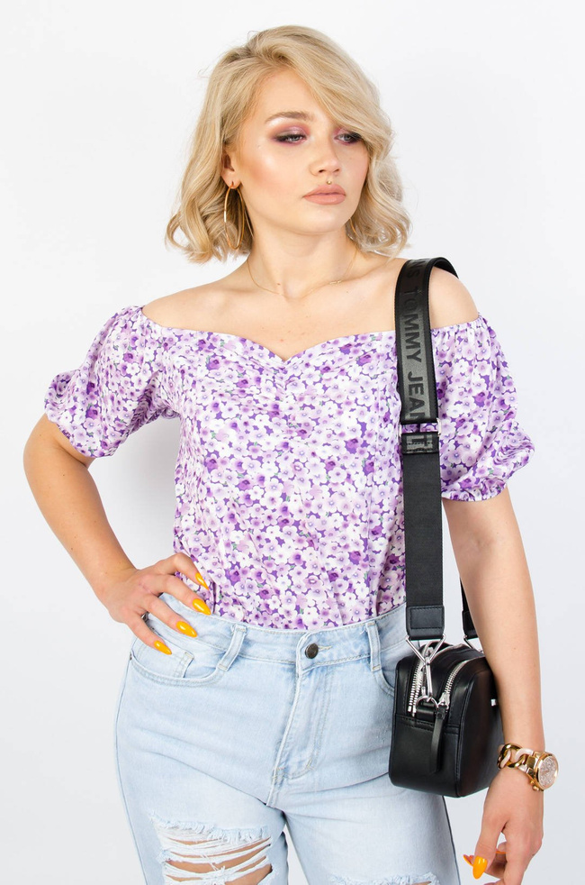 FIOLETOWA BLUZKA W KWIATY 